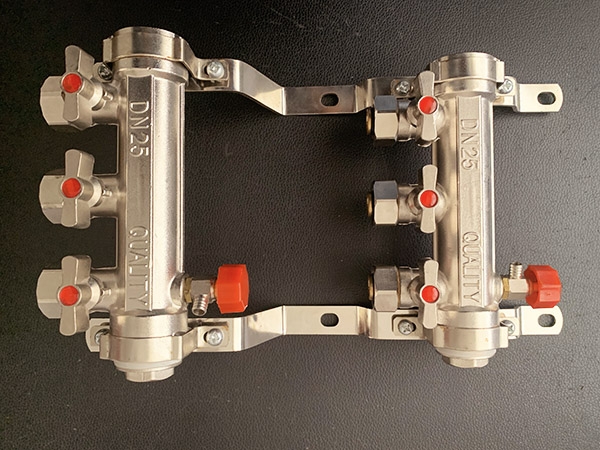 鍛壓一體分水器